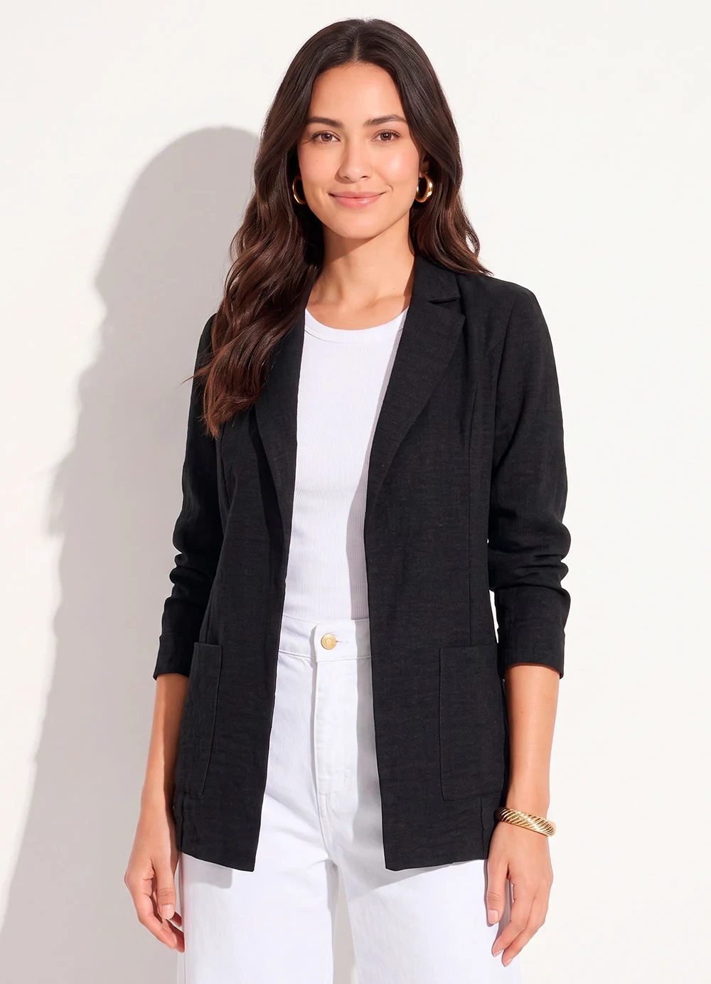 Quintess - Blazer Preto em Tecido Texturizado com Bolsos