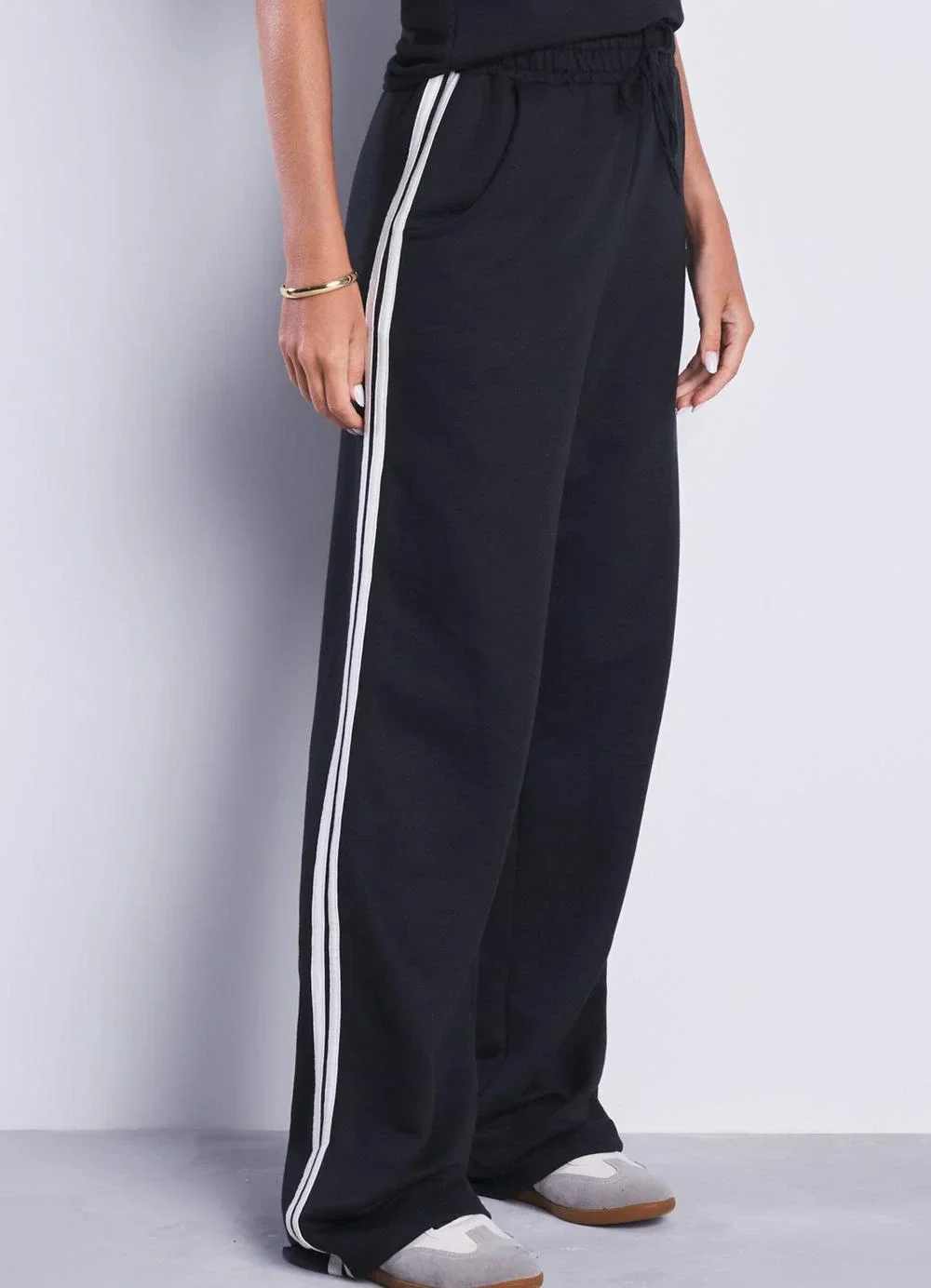 Meu Jeans - Calça Reta Sport Moletom sem Pelúcia Preto