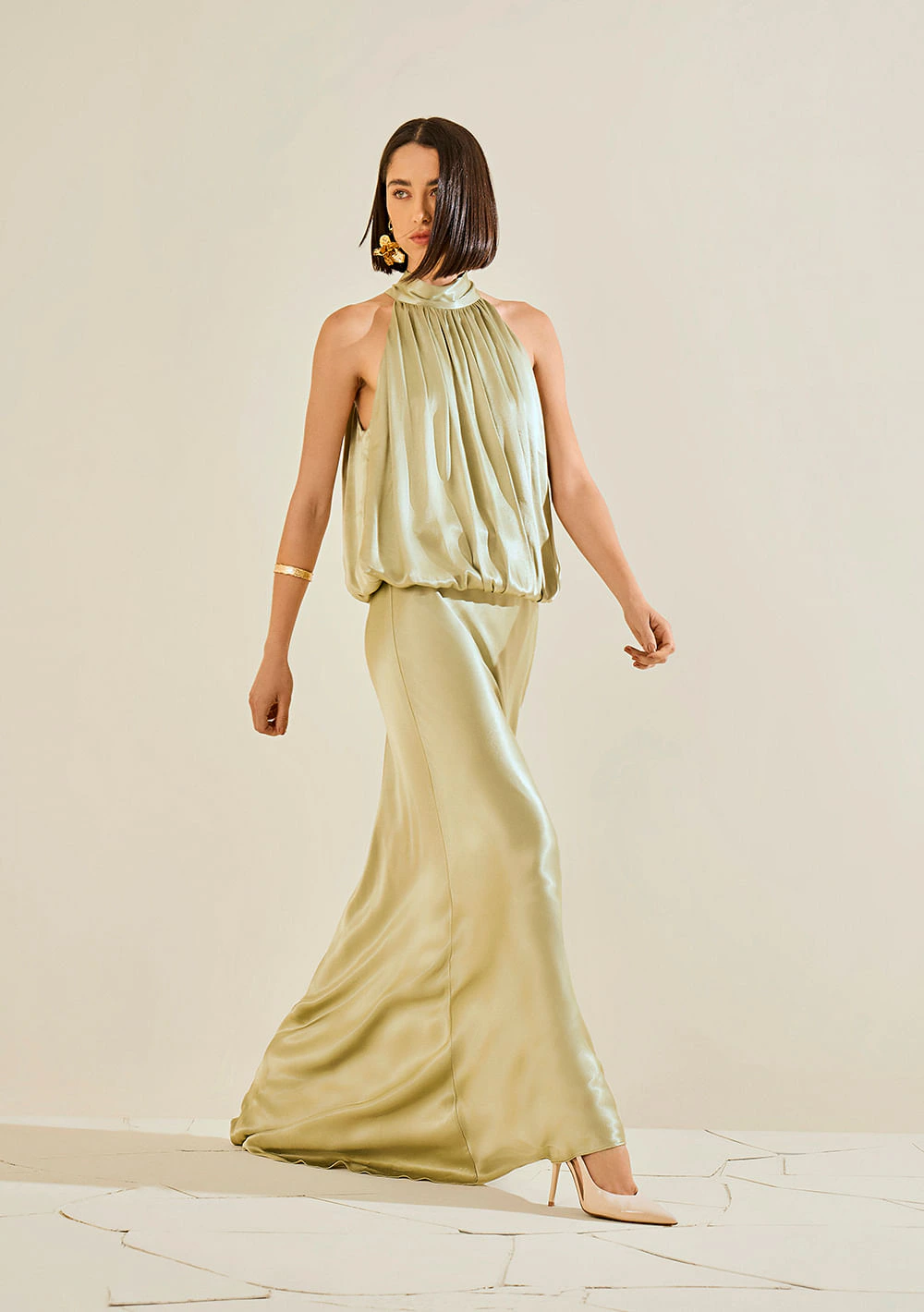 Vestido Solto Gola Alta Sem Manga Longo Verde
