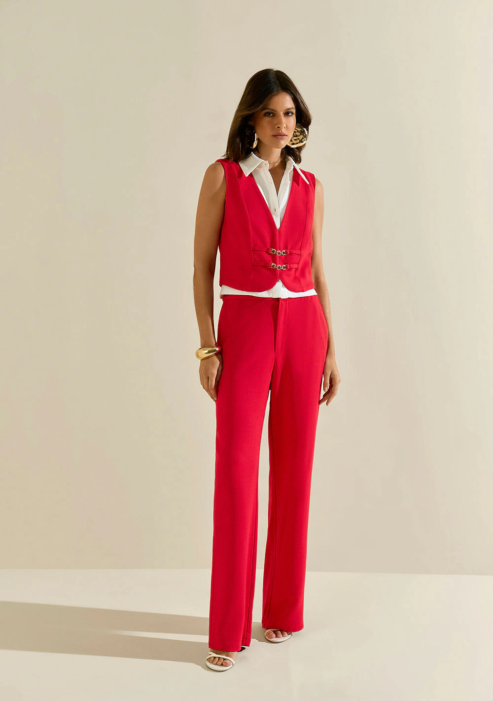 Regata Morena Rosa Ajustada Decote V Cropped Vermelho