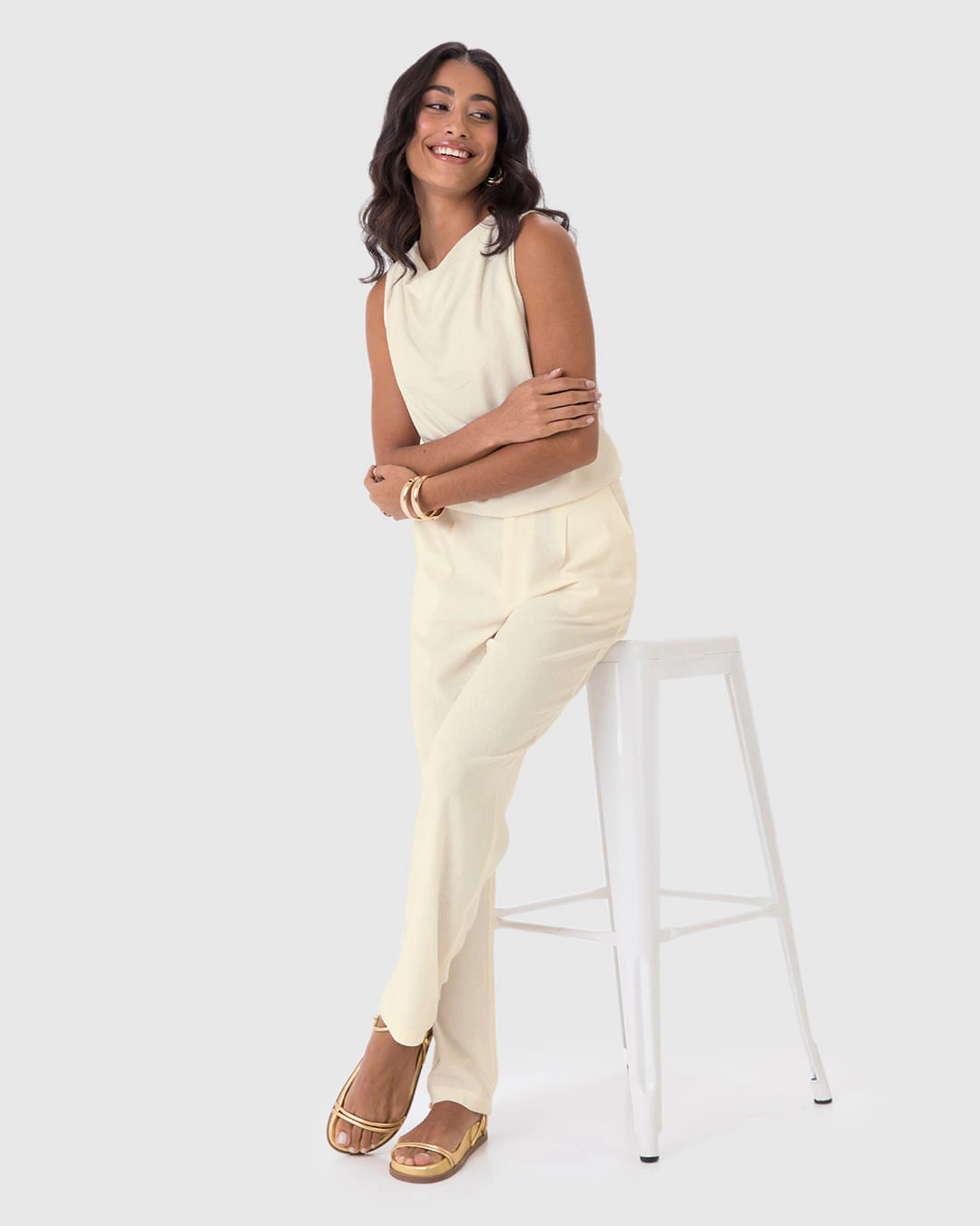 Blusa Feminina Evasê Decote Drapeado Fenda Lateral Em Viscose Lurex