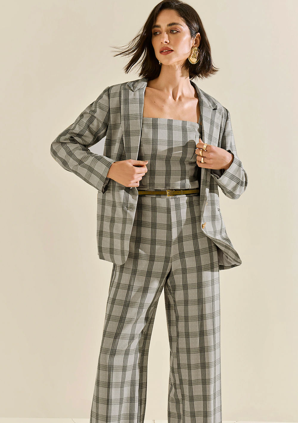 Blazer Morena Rosa Solto Manga Longa Padrão Cinza