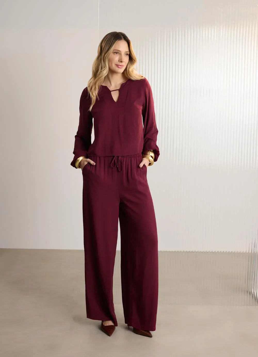Lunender - Blusa de Mangas Longas em Viscose Bordo