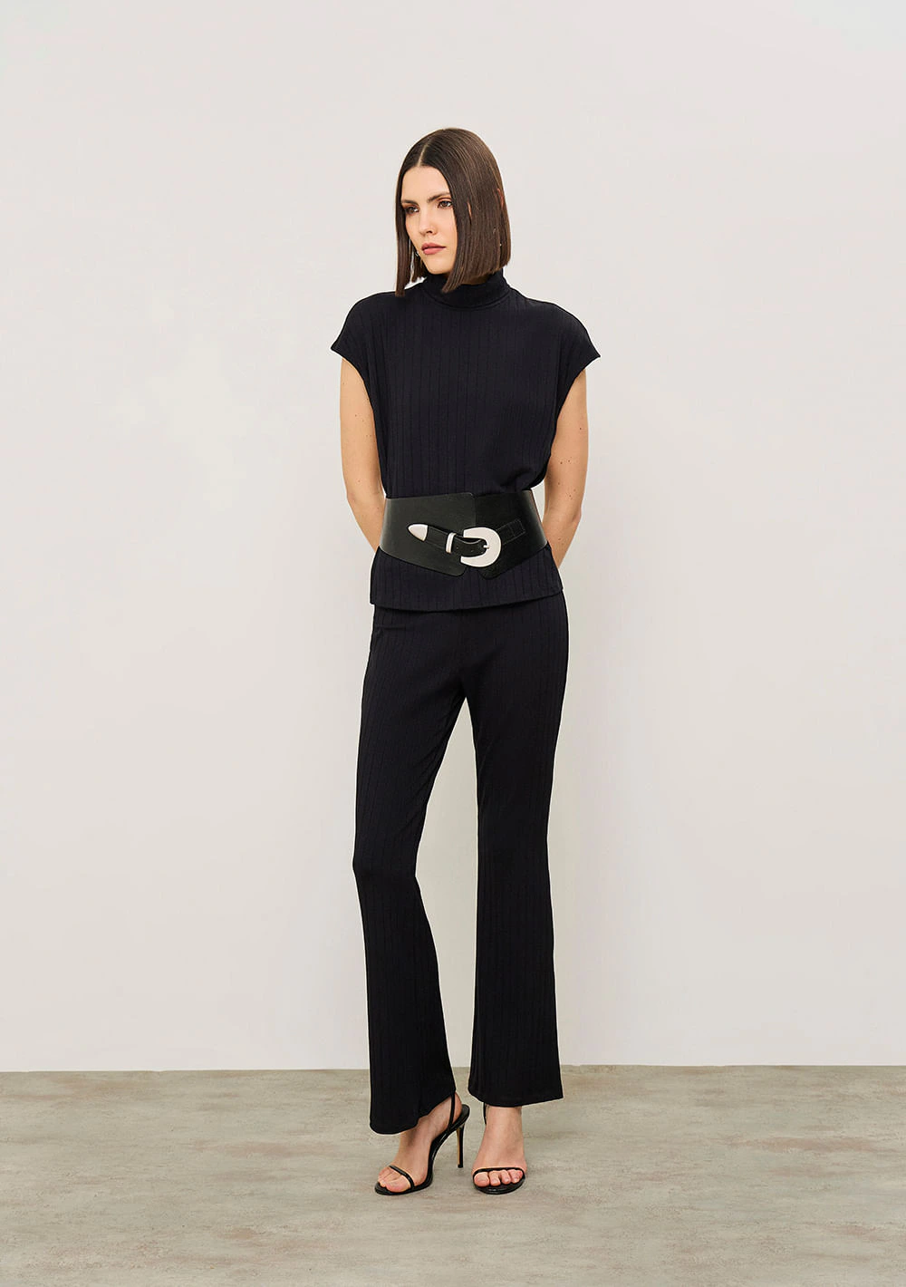 Calça Iódice Flare Alta Preto
