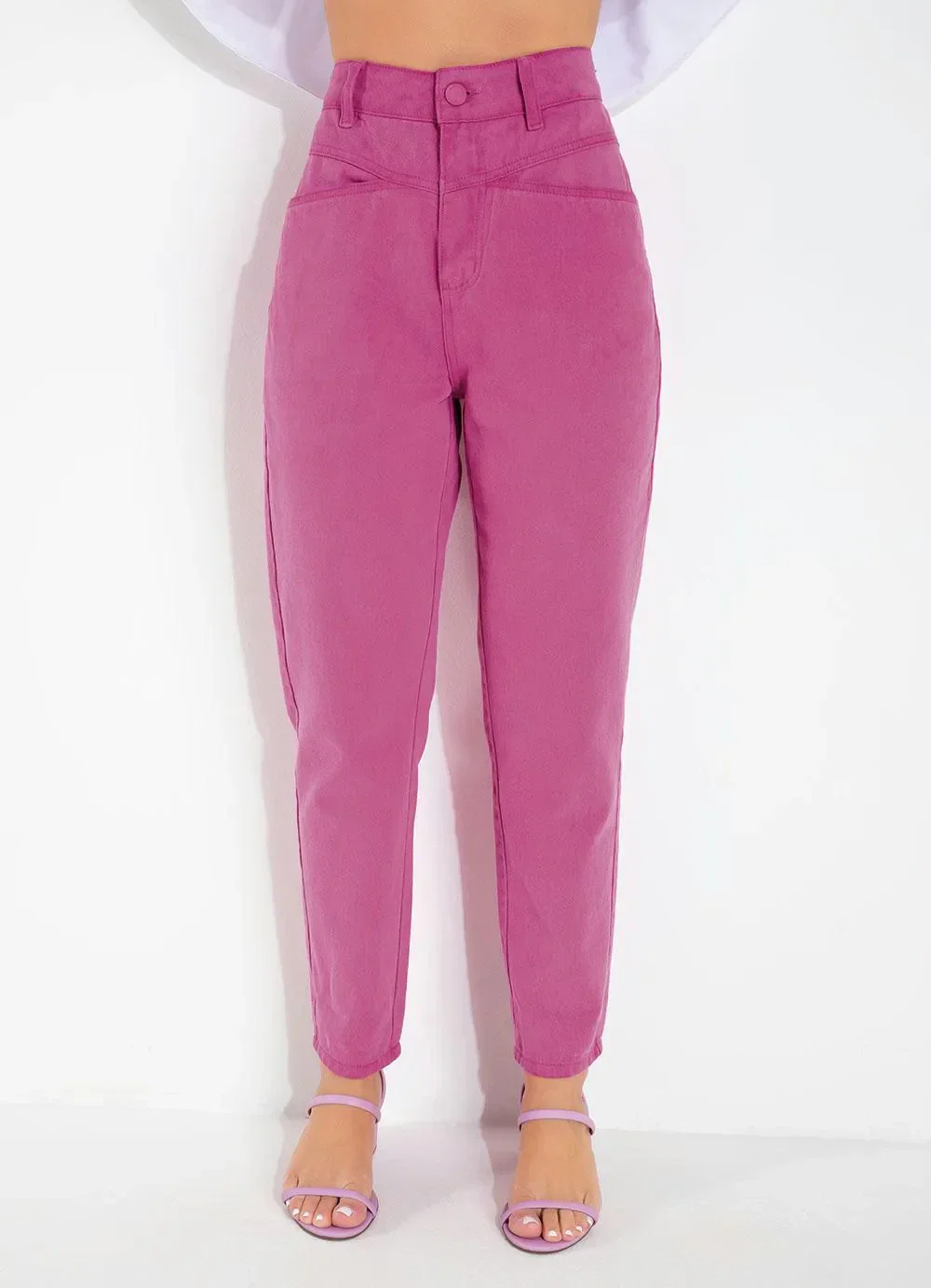 Sawary Jeans - Calça Rosa Mom Jeans com Bolsos Sawary
