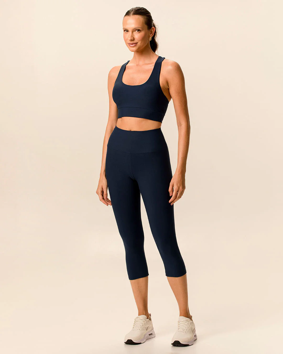 Calça Esportiva Feminina Corsário Em Malha Com Proteção UV50+ Malwee Active
