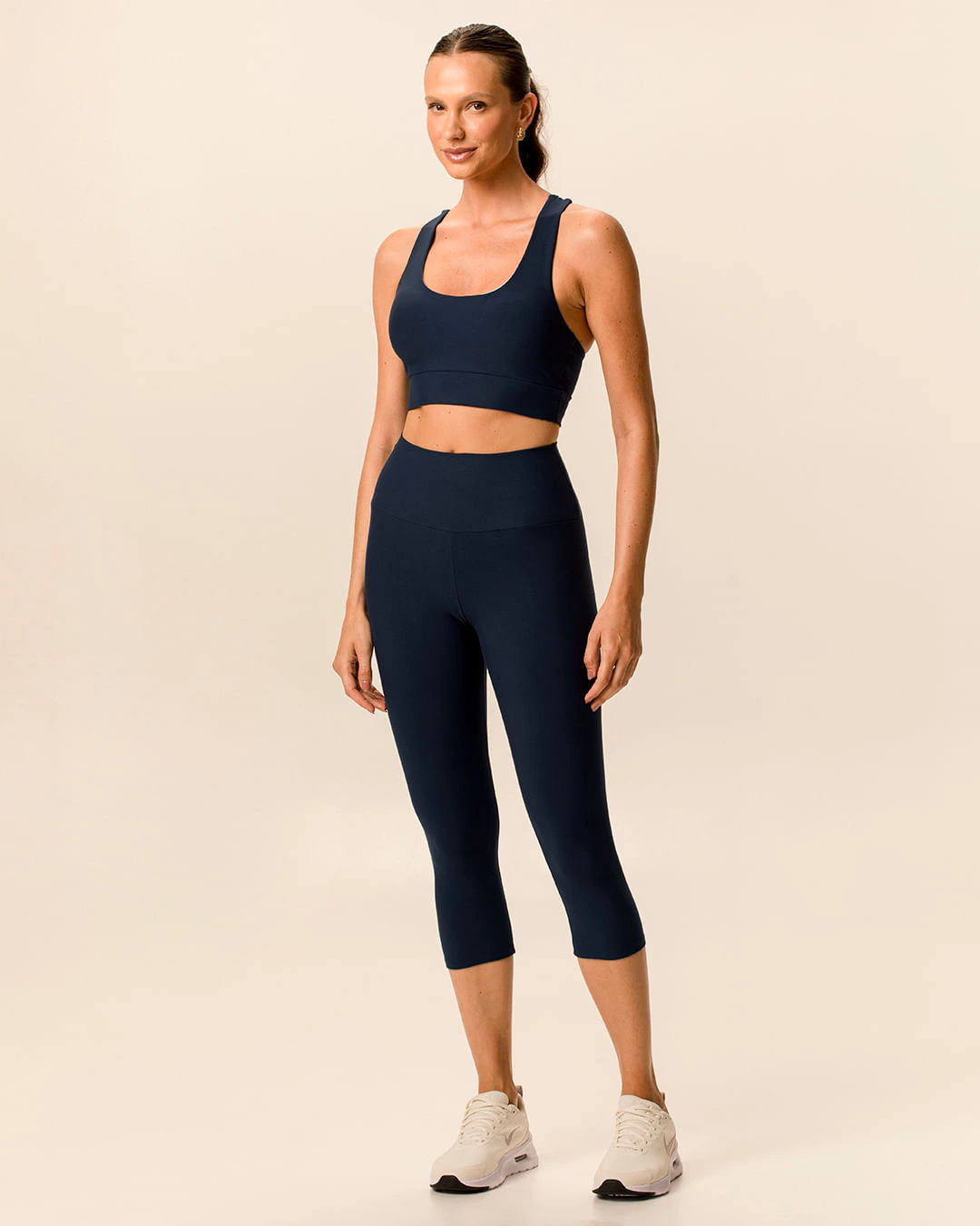 Calça Esportiva Feminina Corsário Em Malha Com Proteção UV50+ Malwee Active
