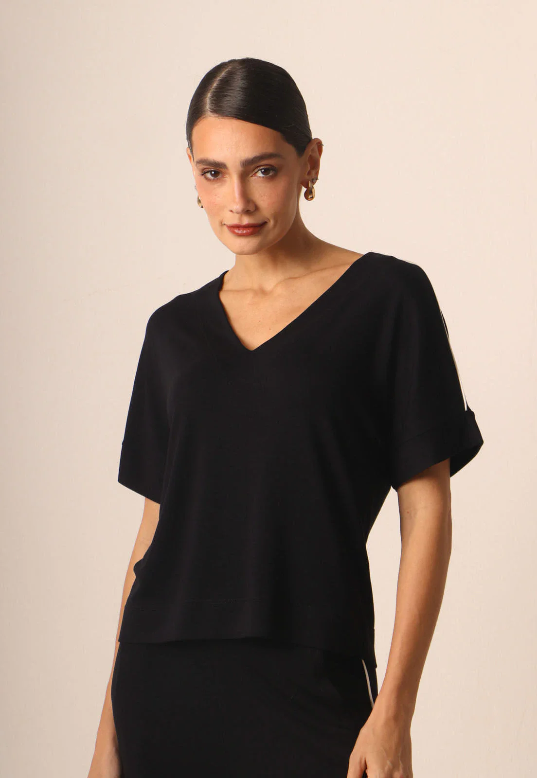 Blusa Manga Curta Com Detalhe em Vivo
