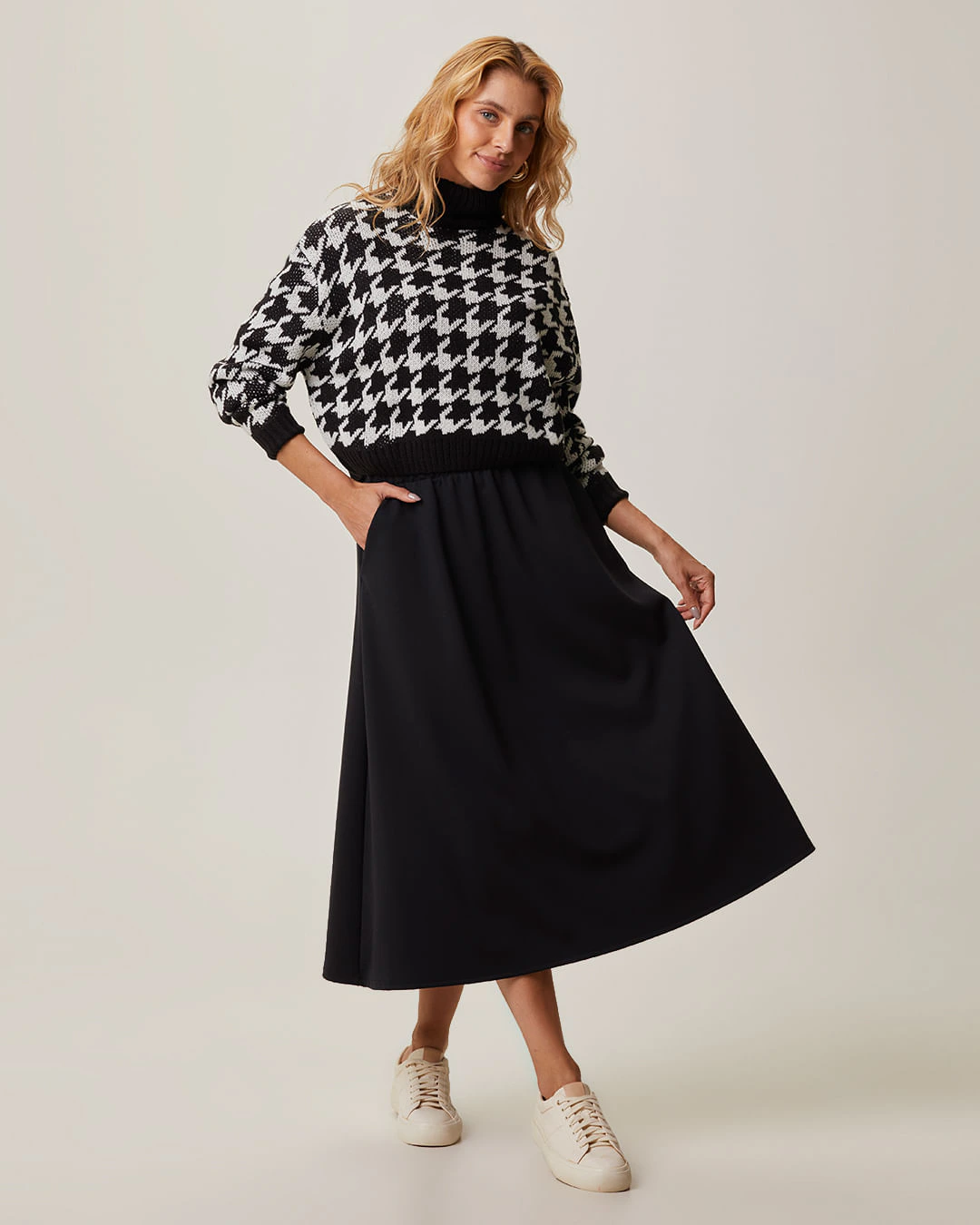 Saia Midi Feminina Bolso Funcional Em Malha Suedine Premium