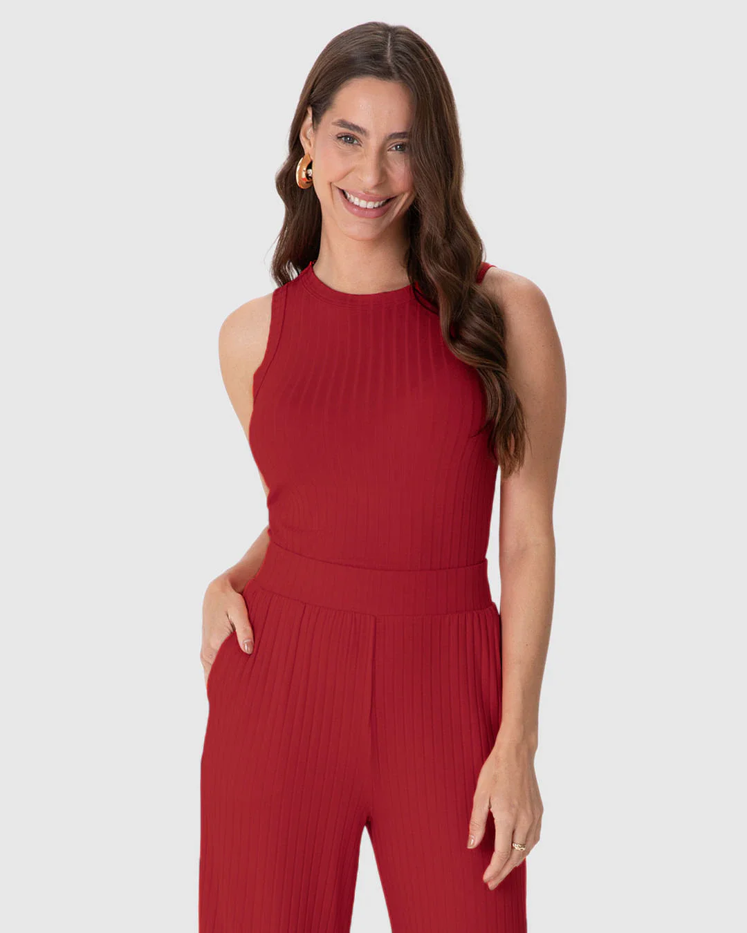 Regata Básica Feminina Long Cropped Em Malha Canelada De Viscose