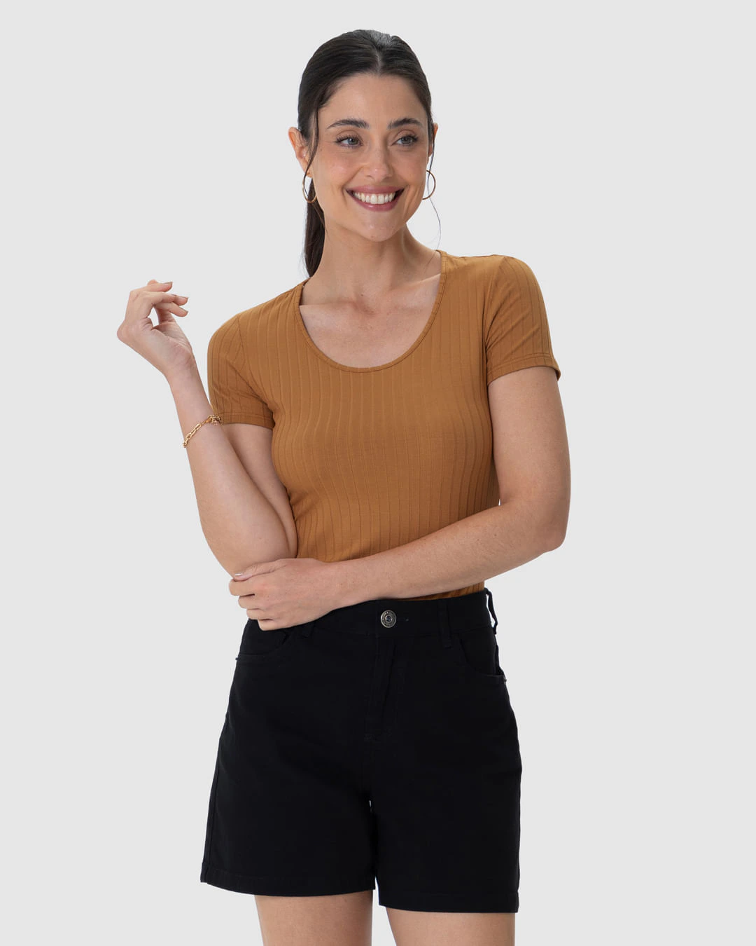 Blusa Básica Feminina Manga Curta Em Canelado De Viscose