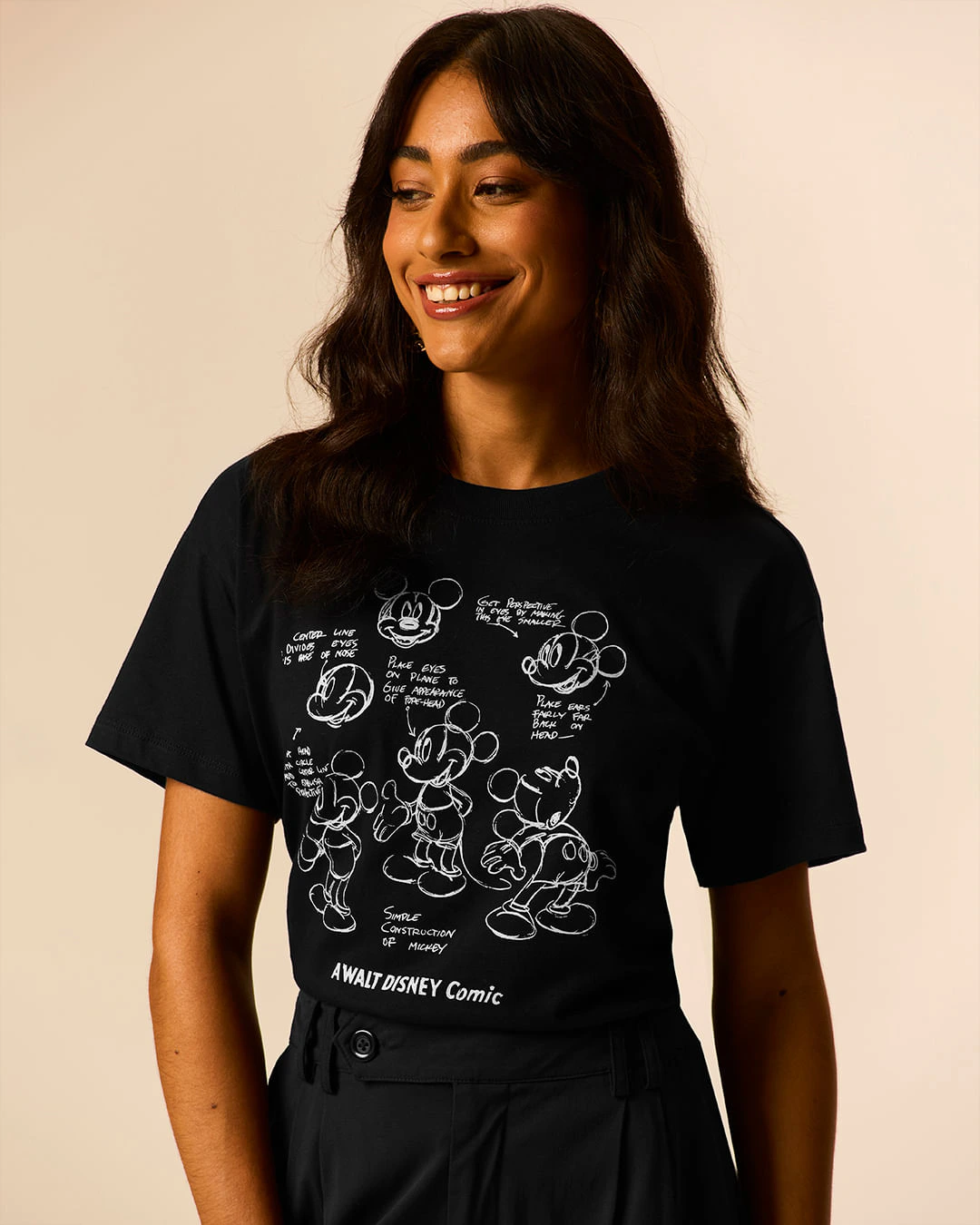Camiseta Reta Feminina A Walt Disney Comic Mickey Mouse Em Algodão