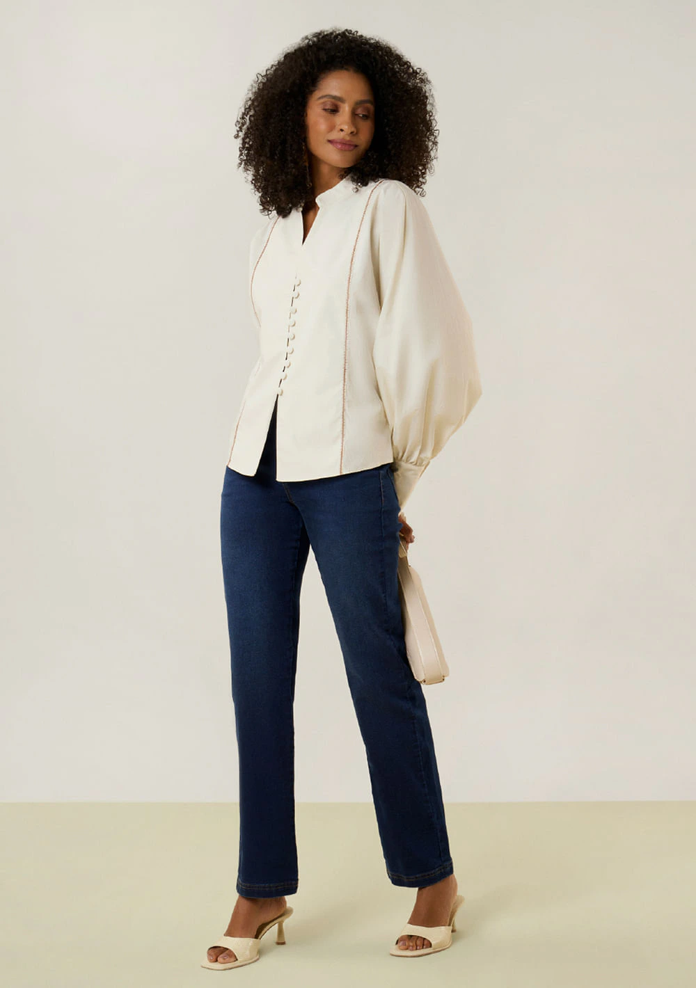 Camisa Maria.Valentina Solta Decote V Manga Longa Padrão Off White