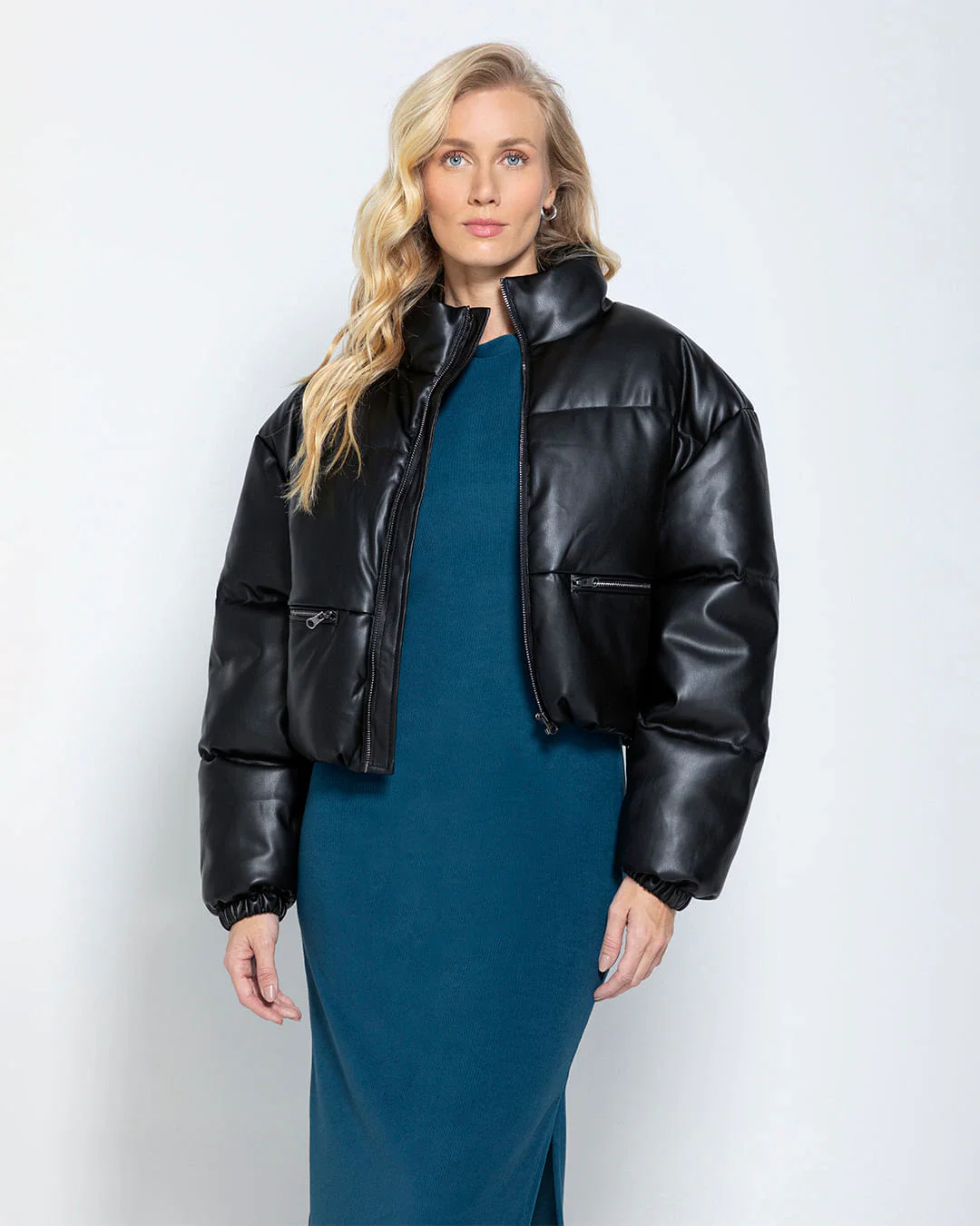 Jaqueta Puffer Feminina Gola Alta Em Corino - ENFIM