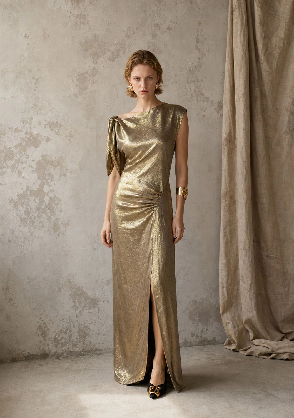 Vestido Ajustado Colours Dourado