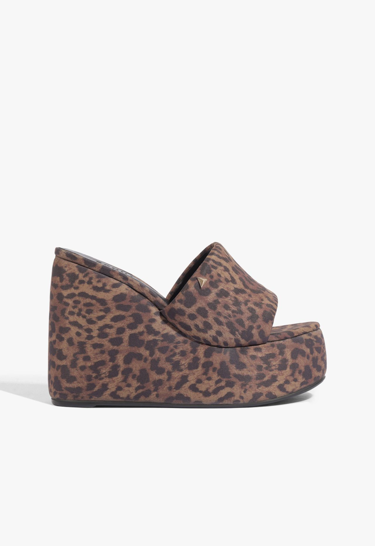 Sandália Plataforma Bico Redondo Adornos Couro Animal Print