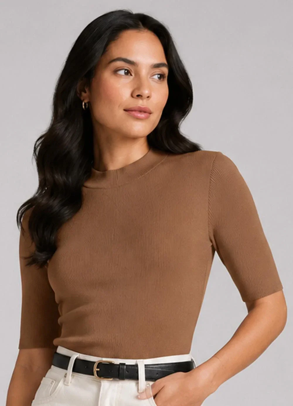 Infinita Cor - Blusa Feminina Ribana Gola em Molde Marrom