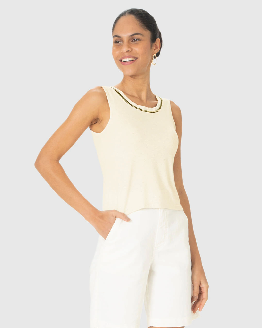 Regata Feminina Estampada Decote U Retilínea Em Malha Viscolinho Stretch