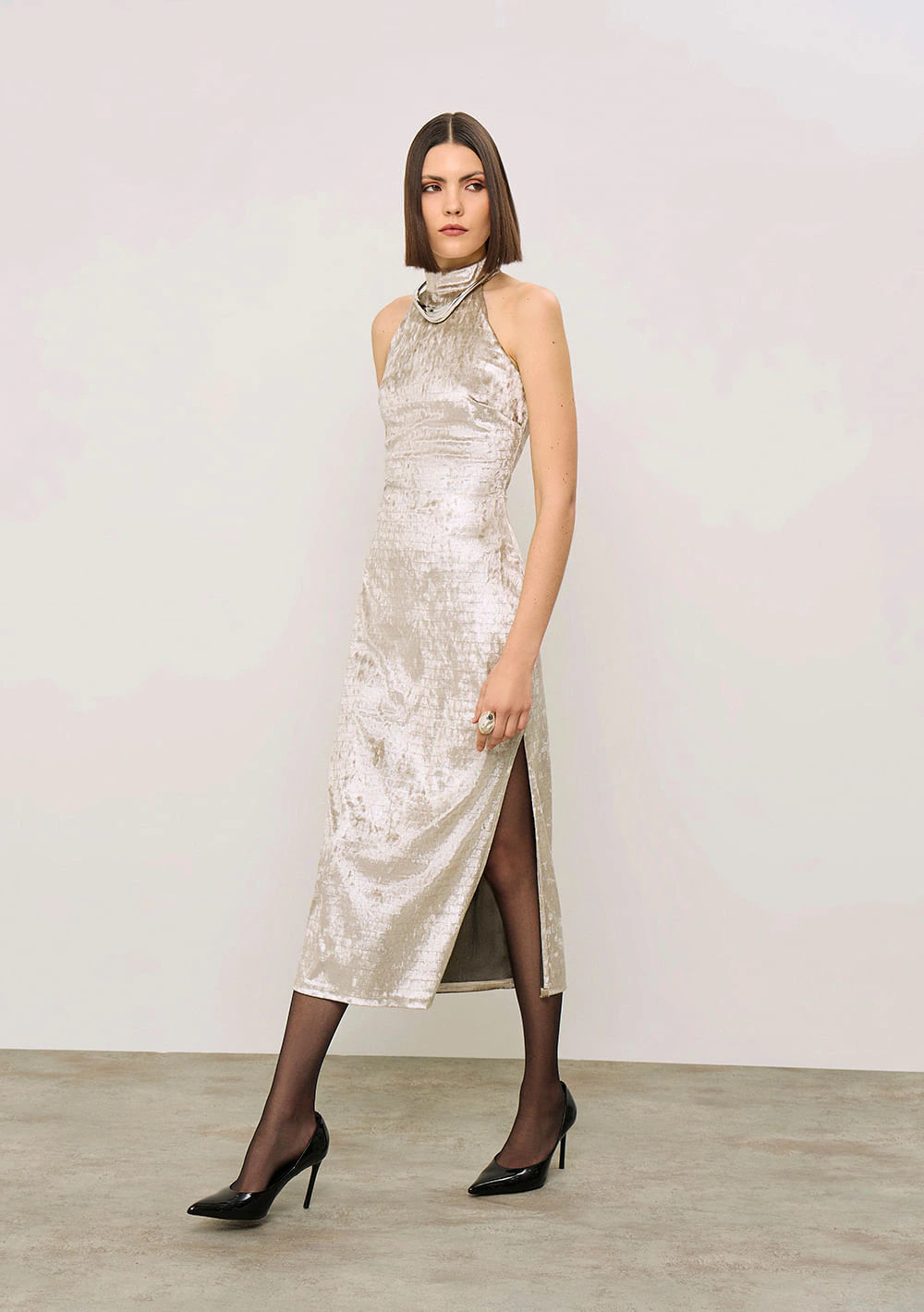 Vestido Iódice Ajustado Cava Francesa Sem Manga Midi Cinza