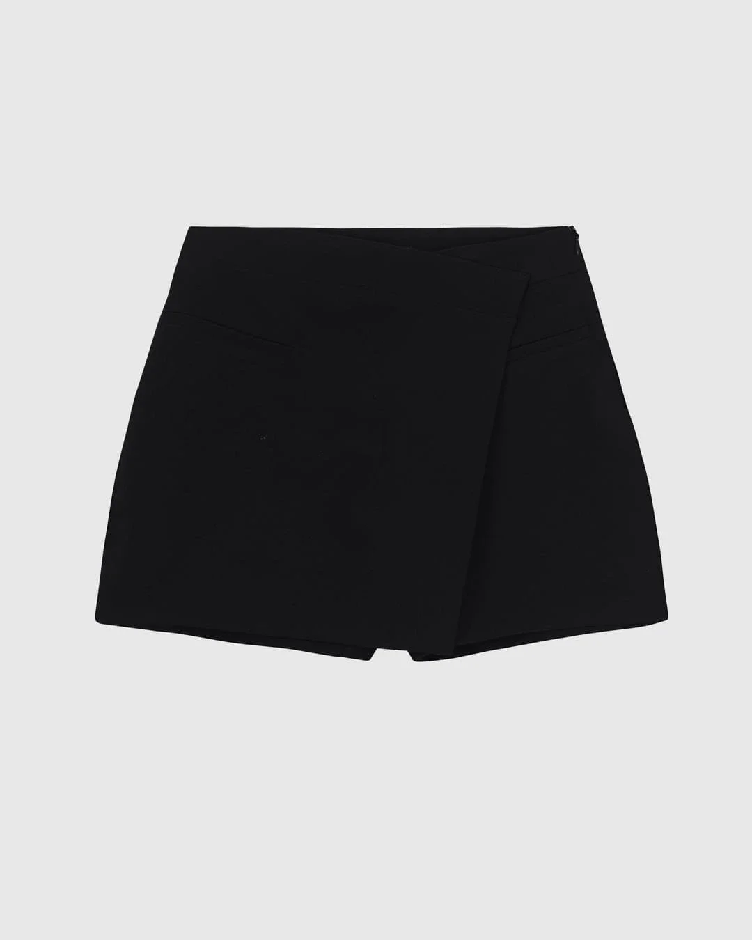 Shorts Saia Feminino Bolso Decorativo Em Tecido Alfaiataria - ENFIM