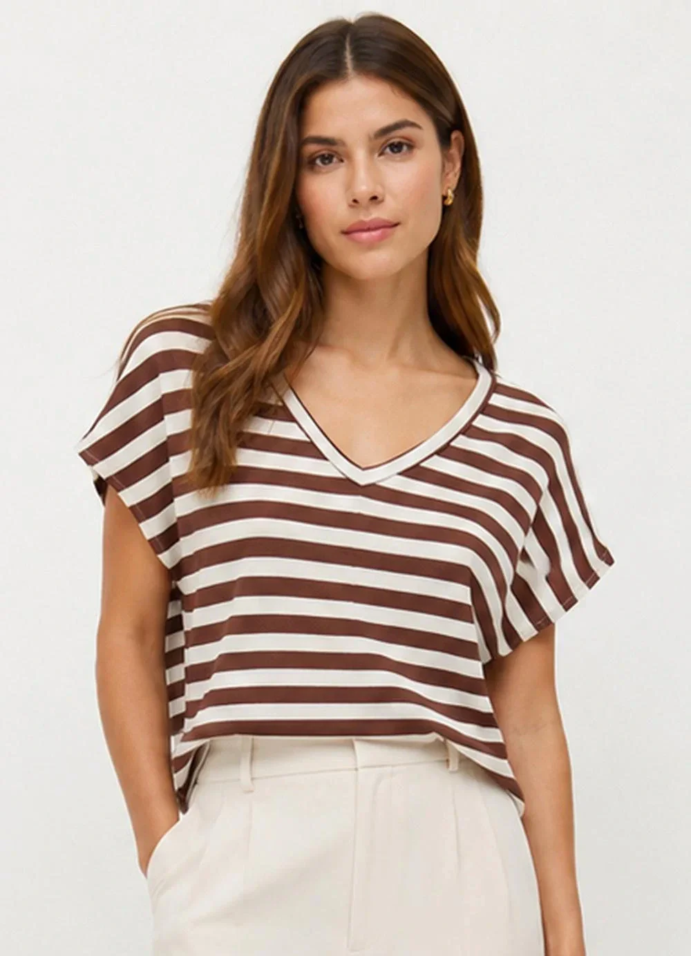 Infinita Cor - Blusa Feminina em Ribana Decote V Marrom