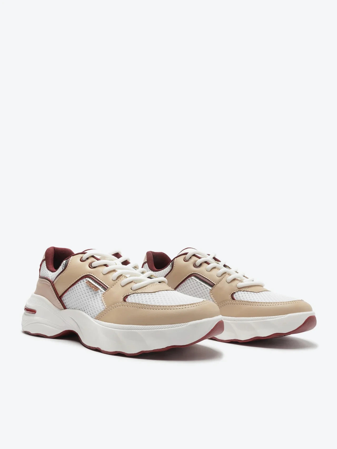 Tênis Chunky Branco Detalhe Vermelho