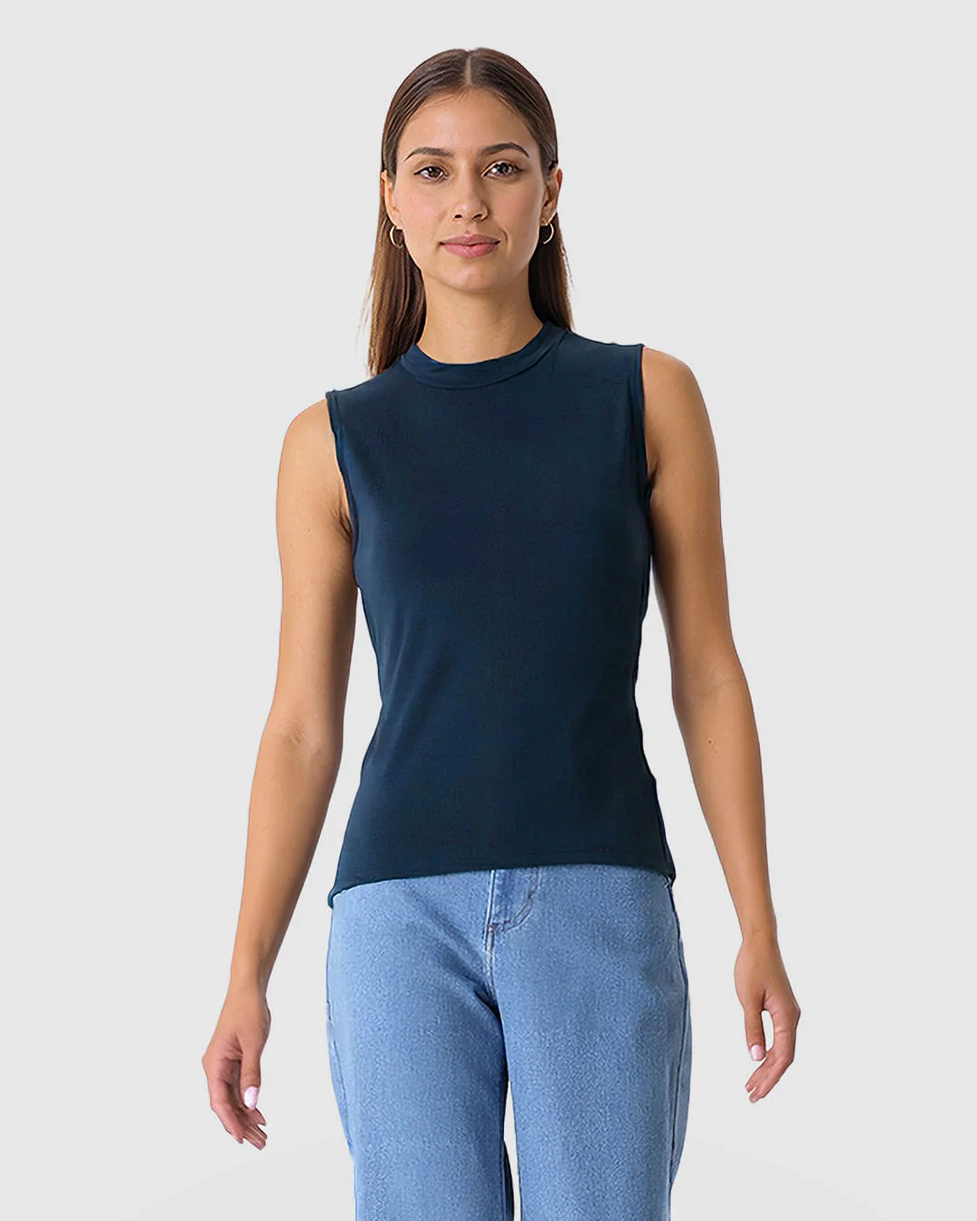 Regata Justa Feminina Gola Alta Em Malha Viscose