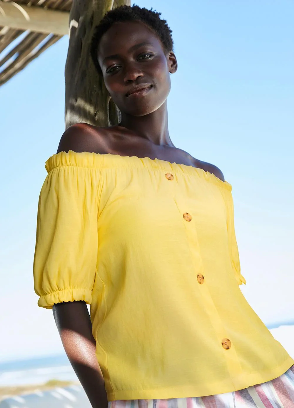 bonprix - Blusa Amarela em Tecido Plano