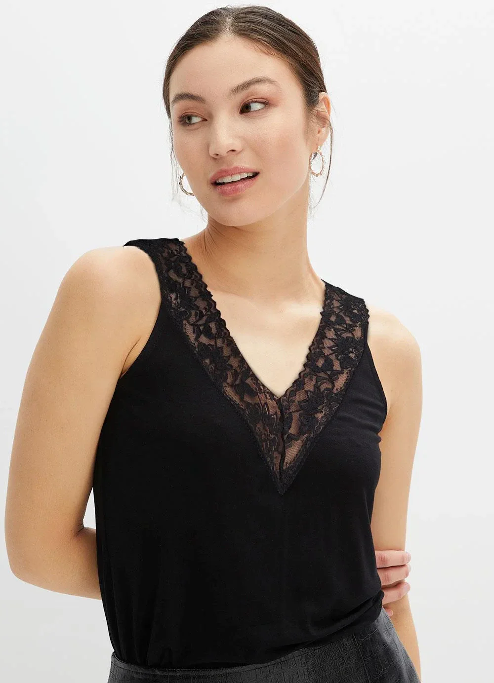 bonprix - Blusa Preta em Malha de Viscose