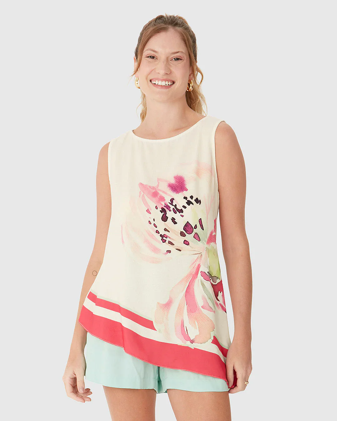 Regata Feminina Estampada Assimétrica Em Viscose