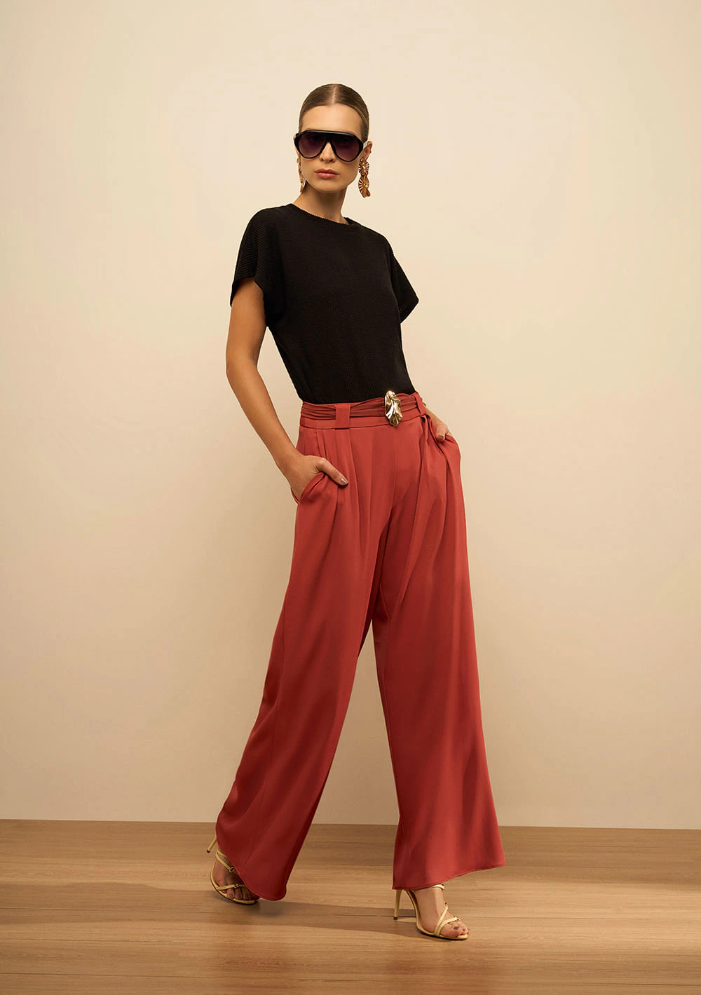 Calça Maria.Valentina Pantalona Alta Marrom