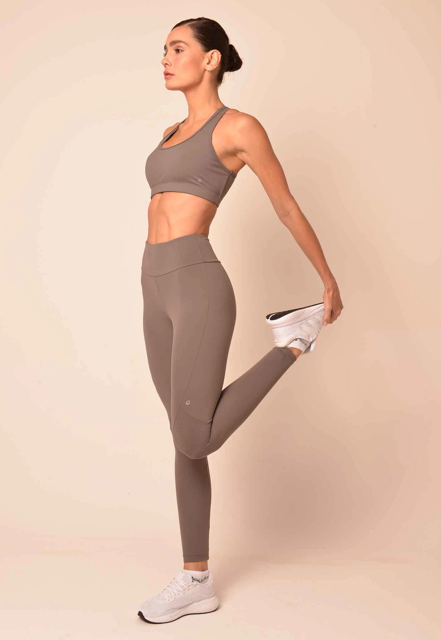Calça Legging Compress Com Recorte Detalhado