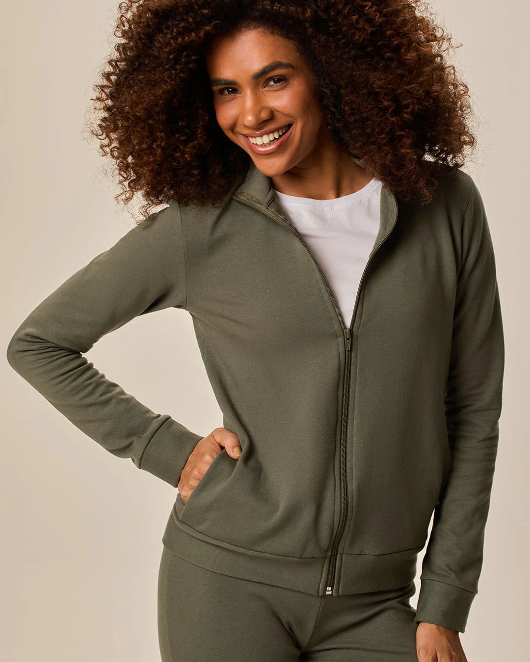 Conjunto Feminino Jaqueta Gola Alta Em Moletom Stretch Flanelado