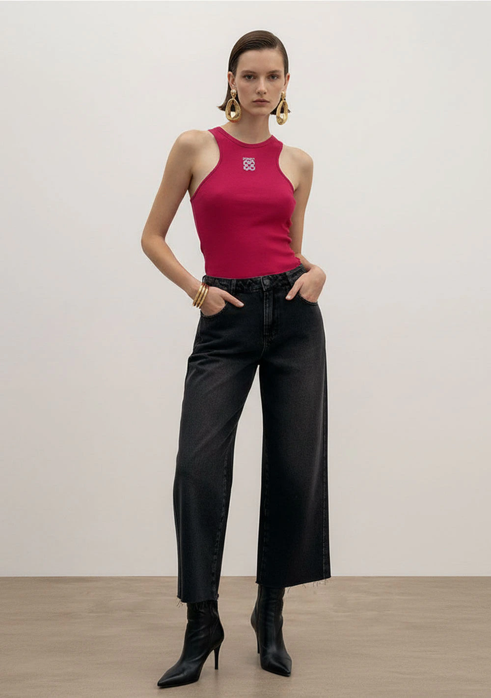 Regata Ajustada Decote Careca Padrão Rosa