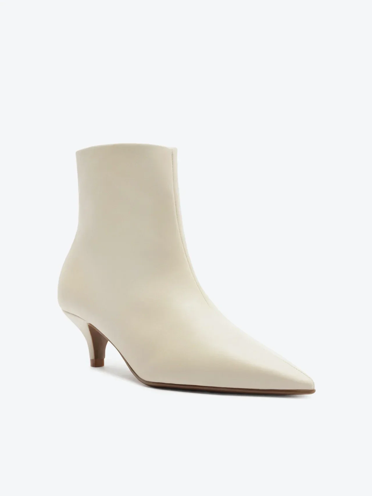 Bota Salto Fino Branca