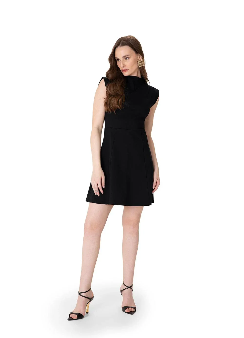 Enfim - Vestido Curto Evasê Acinturado Preto