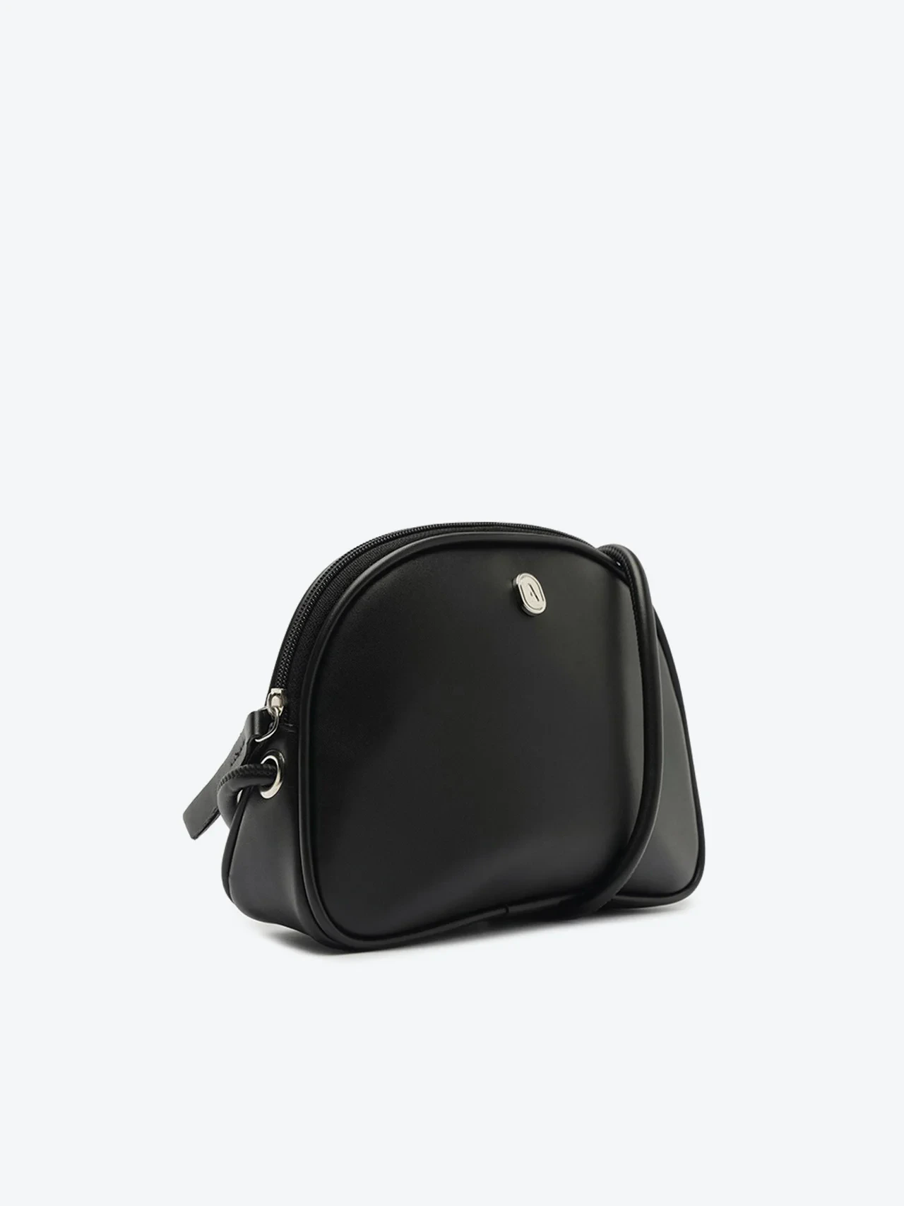 Bolsa Tiracolo Pequena Arredondada Preta