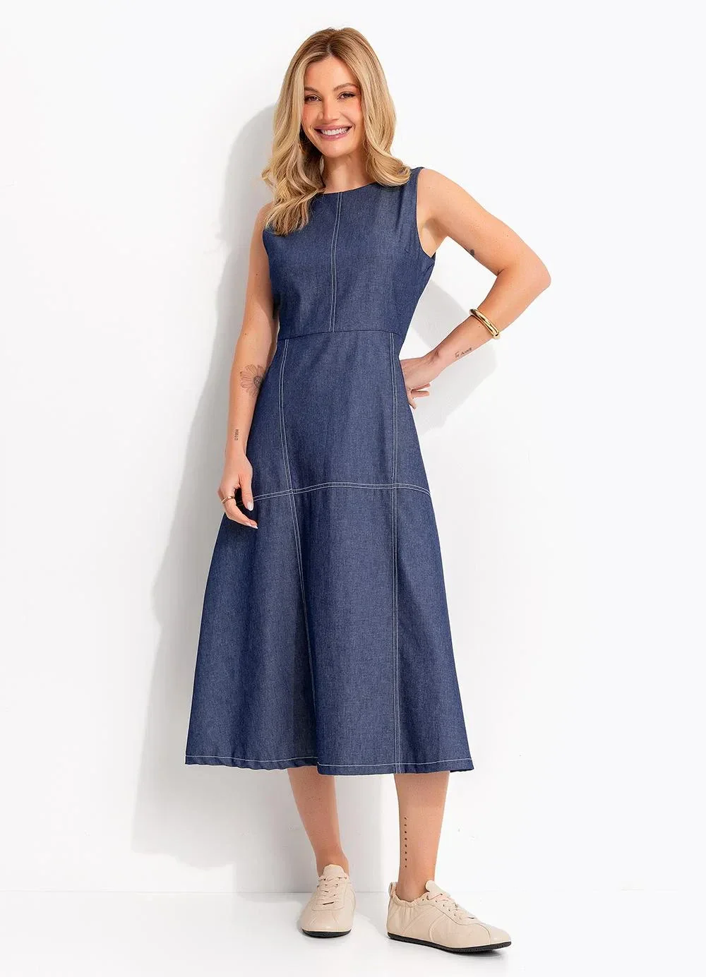 Quintess - Vestido Azul Escuro em Jeans