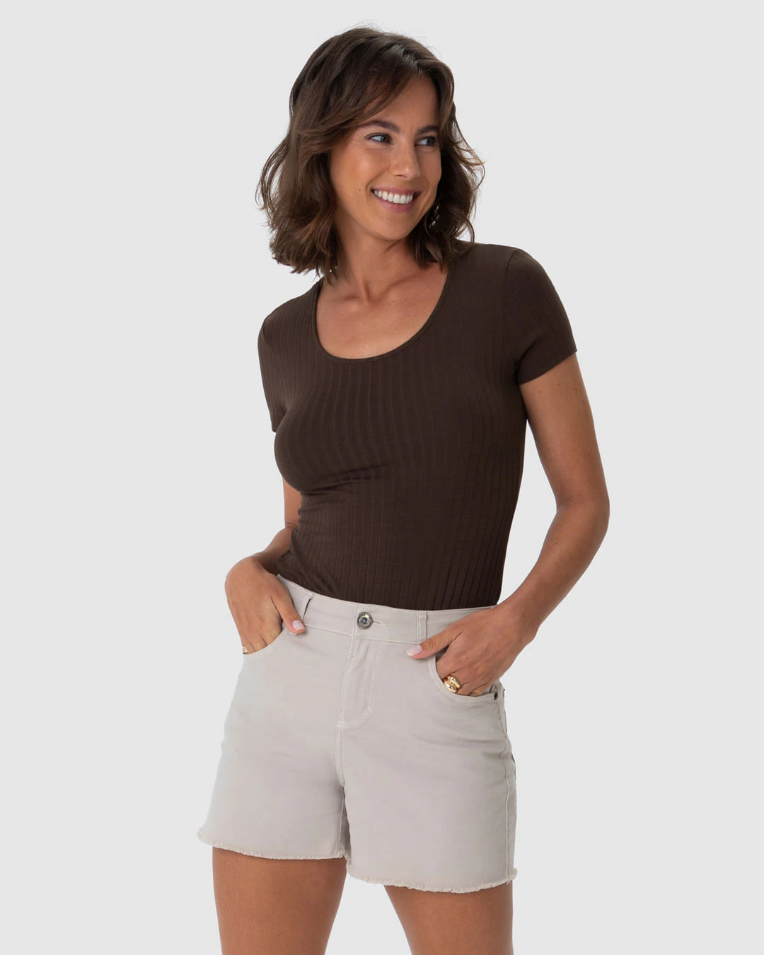 Blusa Básica Feminina Manga Curta Em Canelado De Viscose