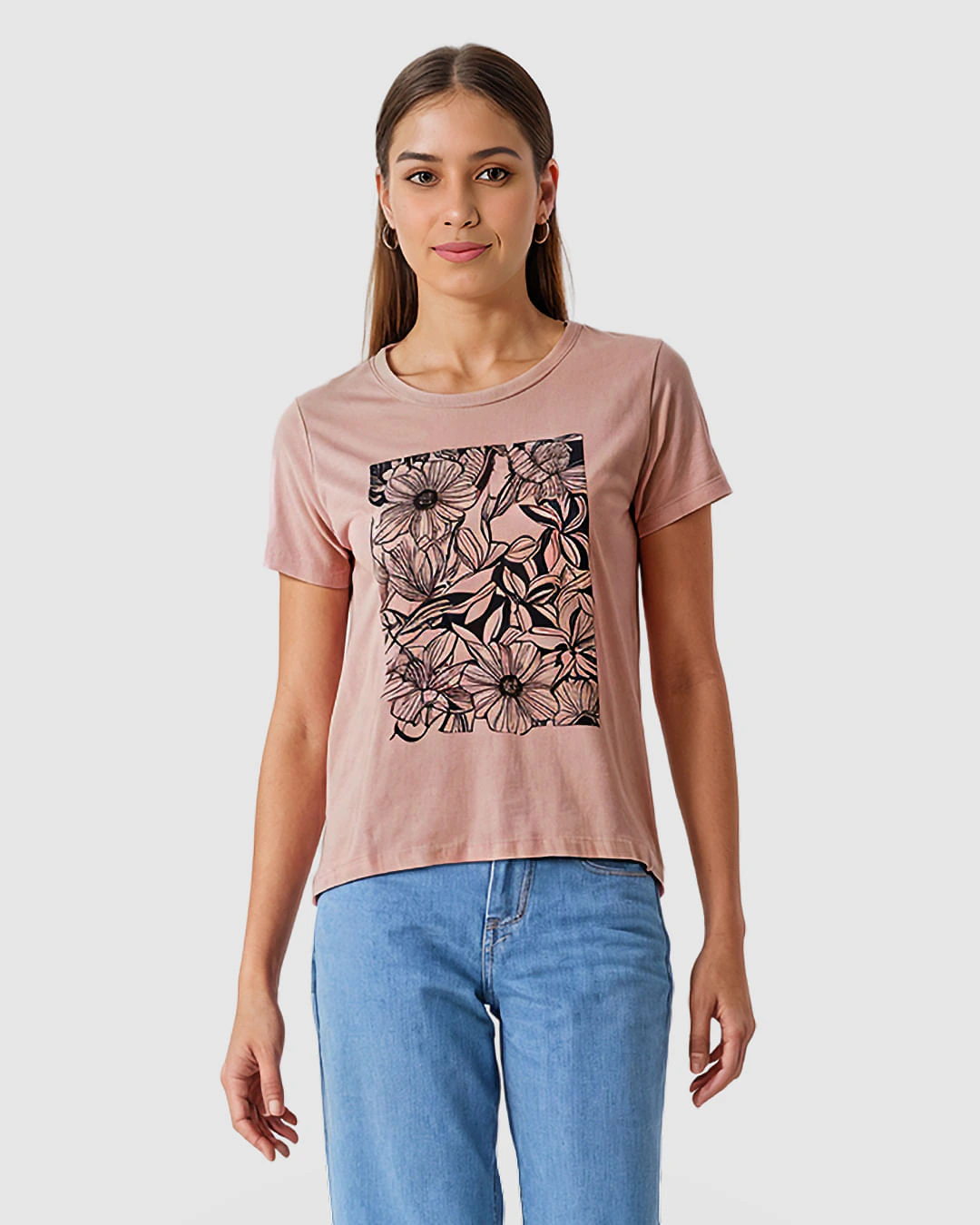 Camiseta Feminina Estampa Ilustrativa Floral Em Algodão
