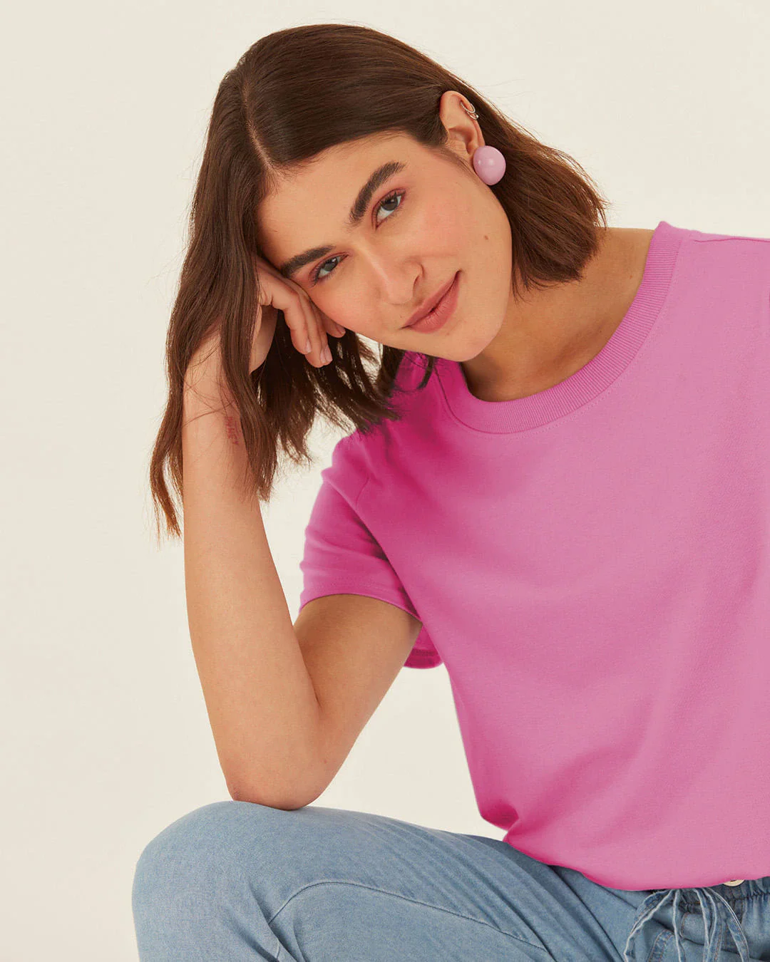 Blusa Básica Feminina Decote Redondo Com Pesponto Em Algodão