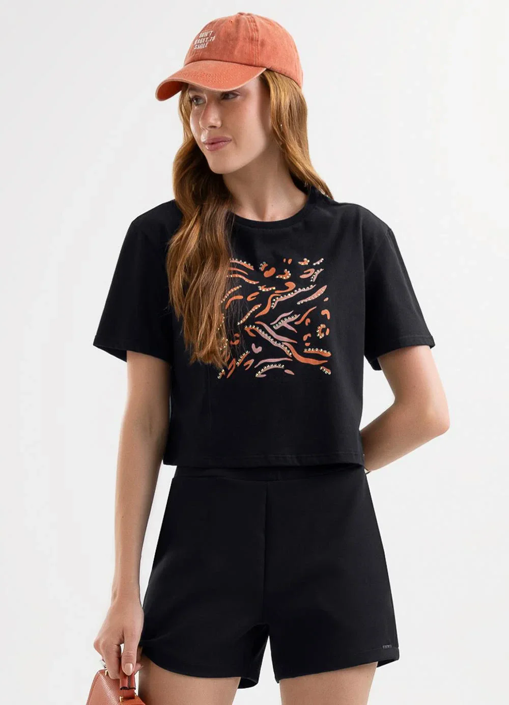 Cativa - Blusa em Algodão com Aplicação Decorativa Preto
