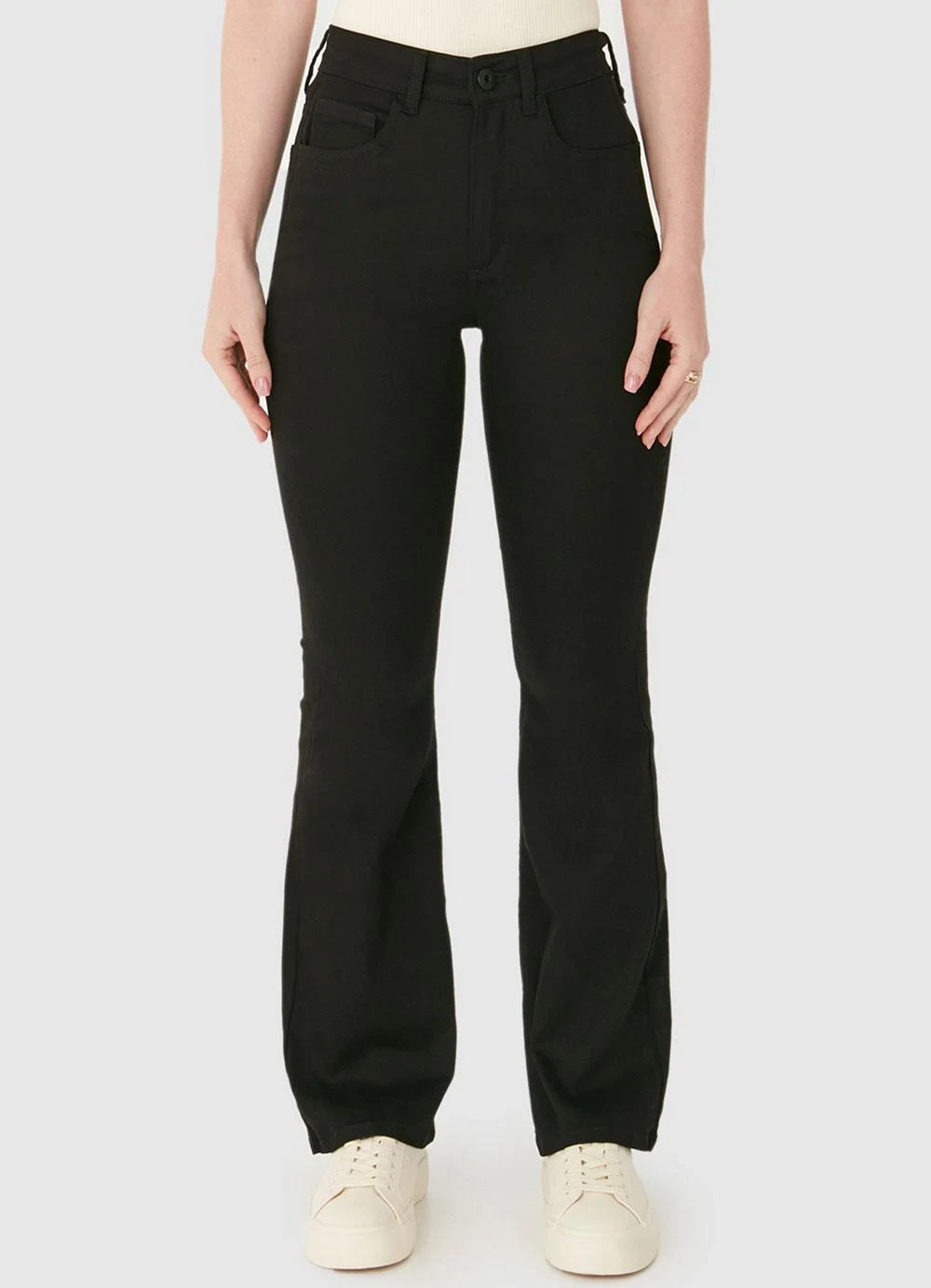 Malwee - Calça Small Flare em Sarja Preto