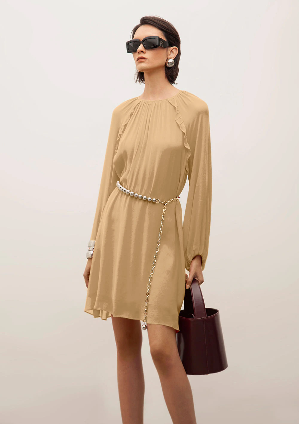 Vestido Iódice Curto Decote Redondo Com Babado Marrom