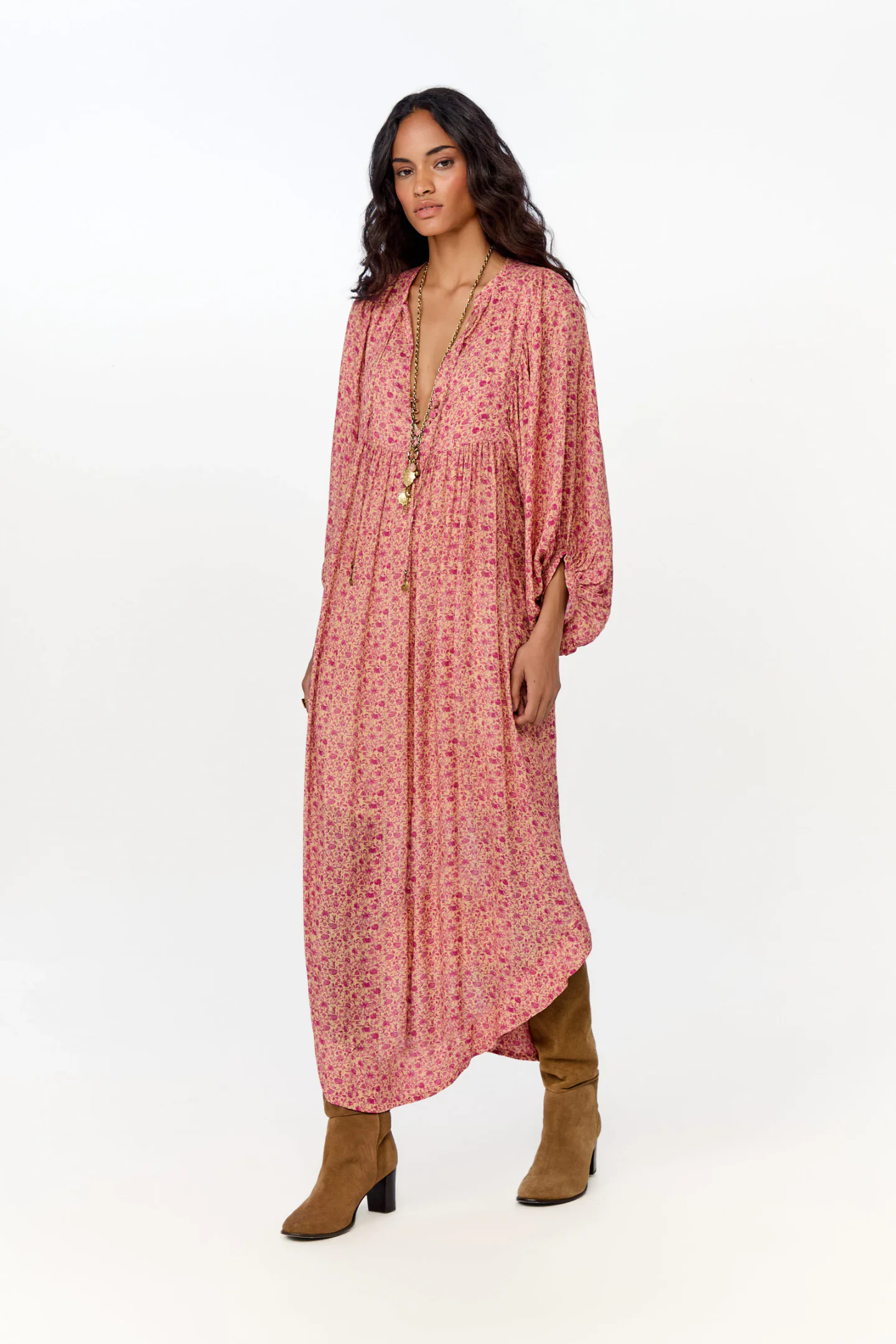 Vestido Midi Estampa Needs