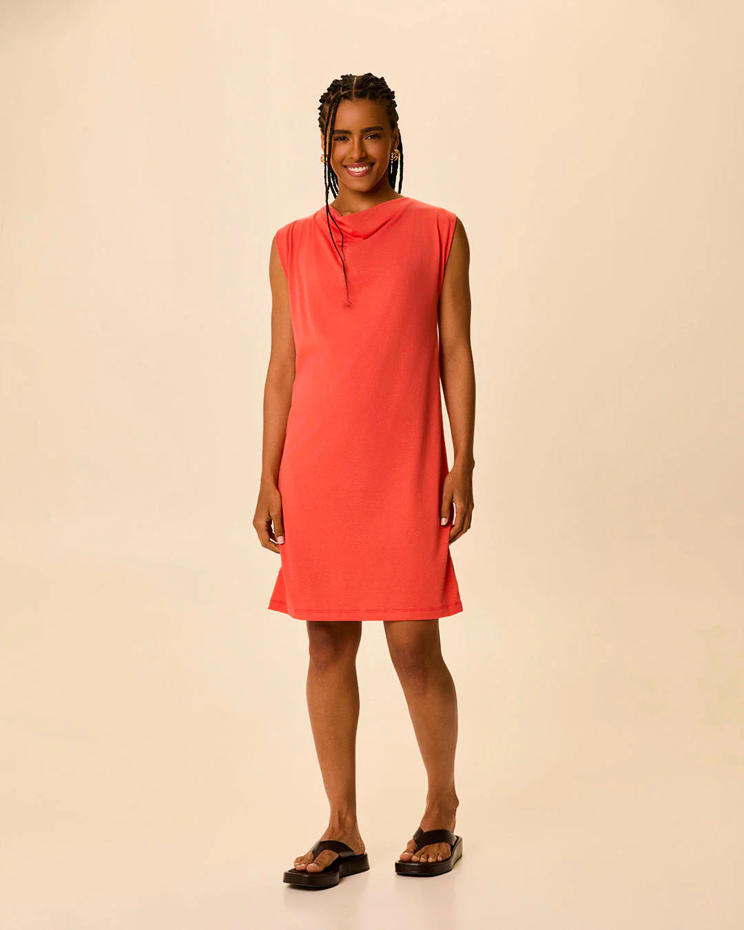 Vestido Feminino Reto Decote Degagê Em Malha Comfy Touch