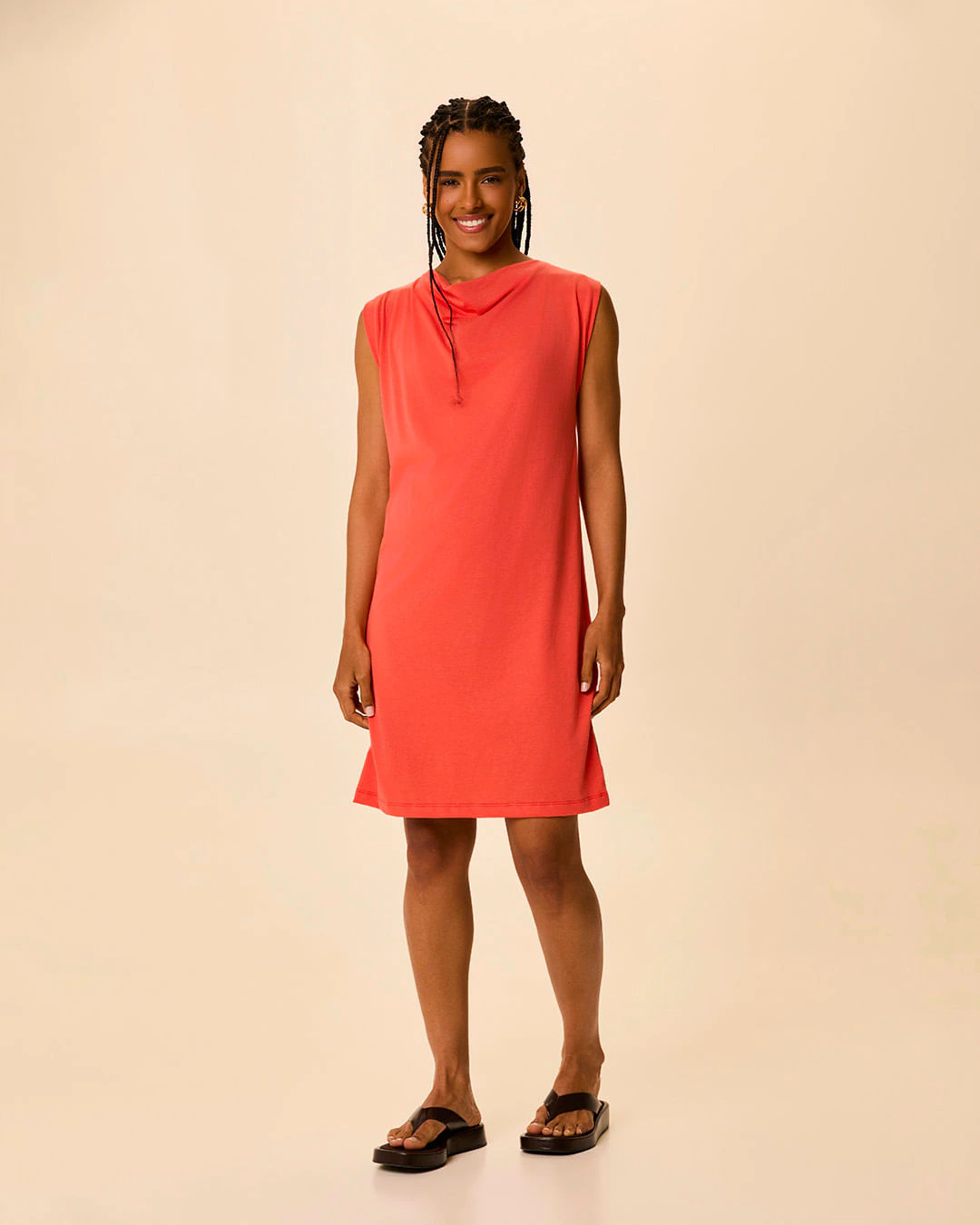 Vestido Feminino Reto Decote Degagê Em Malha Comfy Touch
