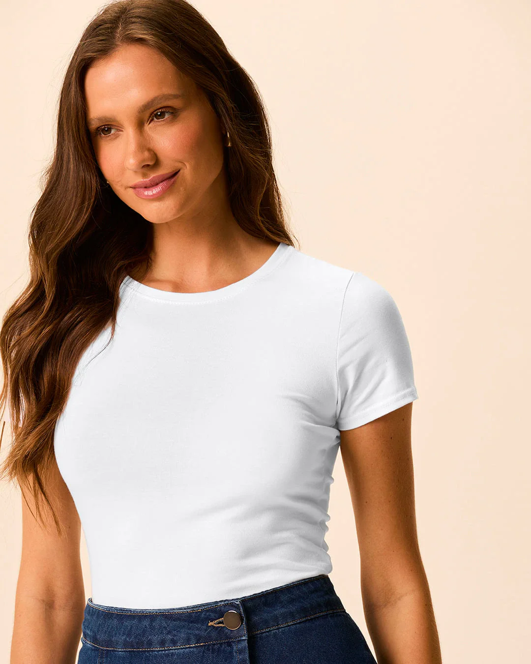 Camiseta Básica Feminina Slim Decote Redondo Em Algodão