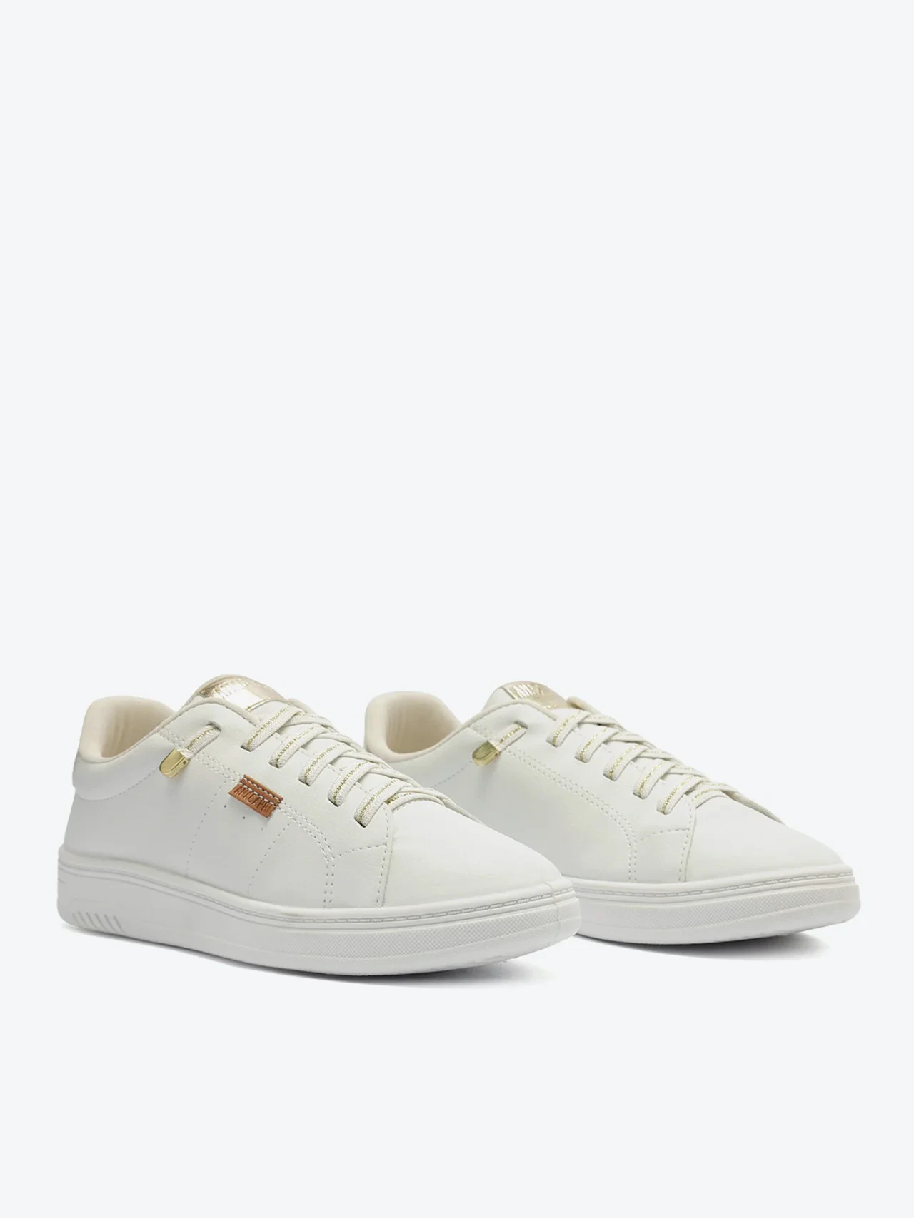 Tênis Básico Branco e Dourado