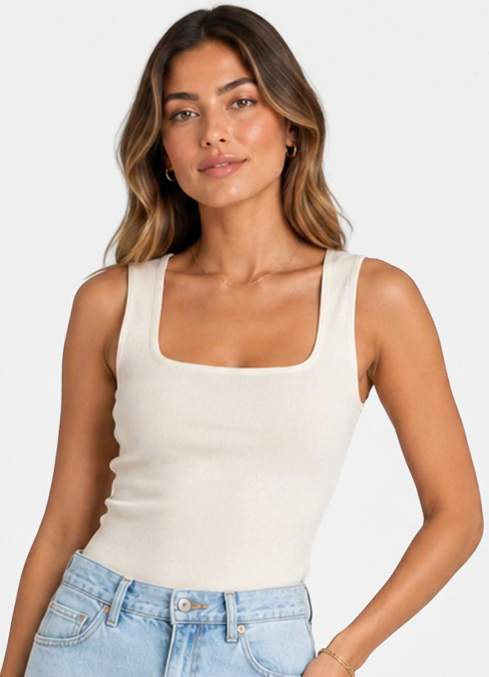 Infinita Cor - Regata Feminina com Decote em U Bege